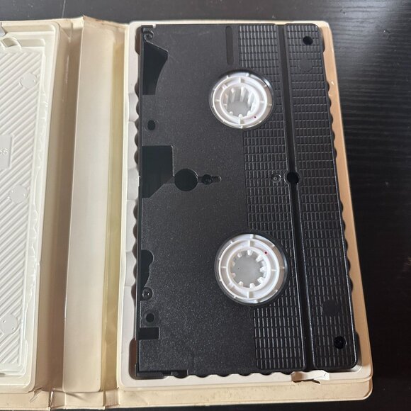 Bambi (Walt Disney's Masterpiece) [VHS] 55th Anniversary - Picture 5 of 6